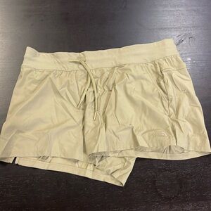 Northface cargo shorts extra large